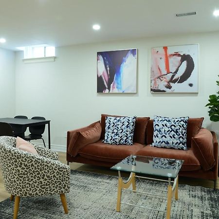 Spacious 2-Bed-Room Near Yonge & Major Mackenzie Ричмонд-Гілл Екстер'єр фото