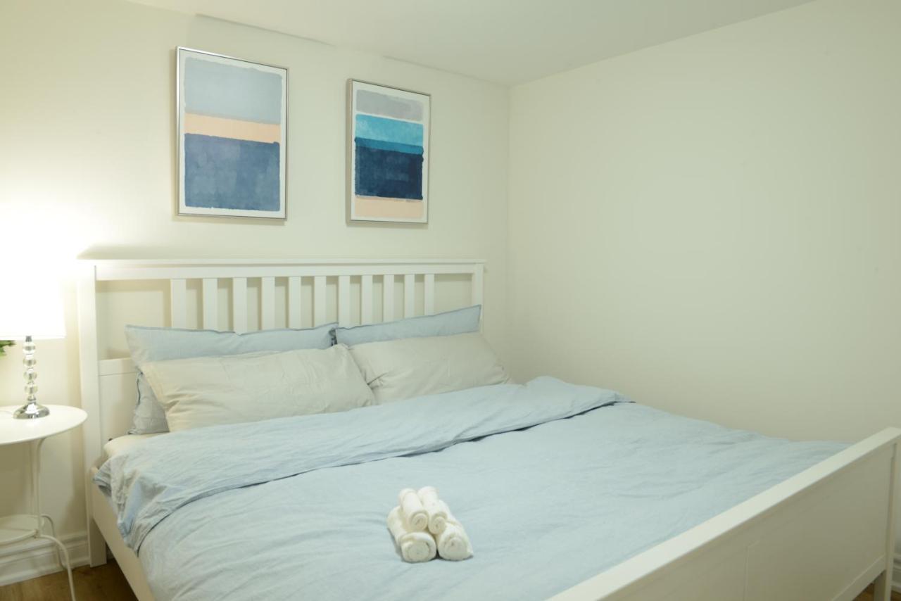 Spacious 2-Bed-Room Near Yonge & Major Mackenzie Ричмонд-Гілл Екстер'єр фото